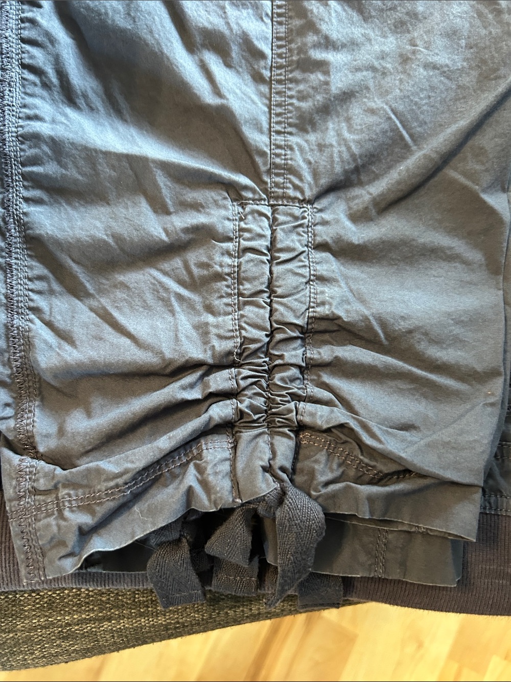 Calvin Klein Navy Blue Women's Drawstring Cargo Capri Pants - Picture 6 of 6